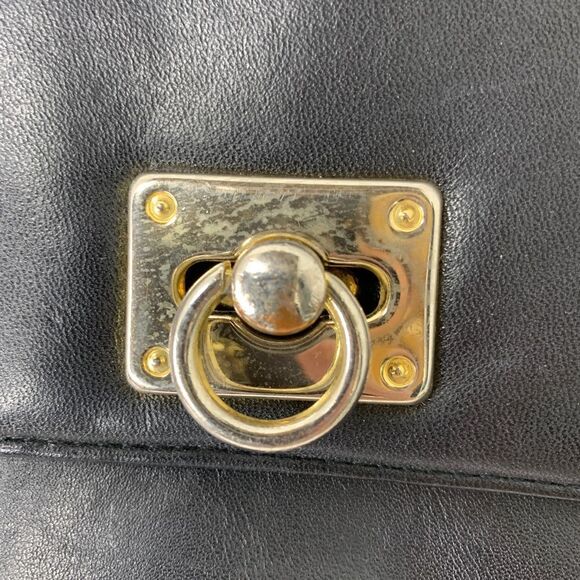 GIANI Bernini Vintage Leather Chain Bag - Picture 10 of 15